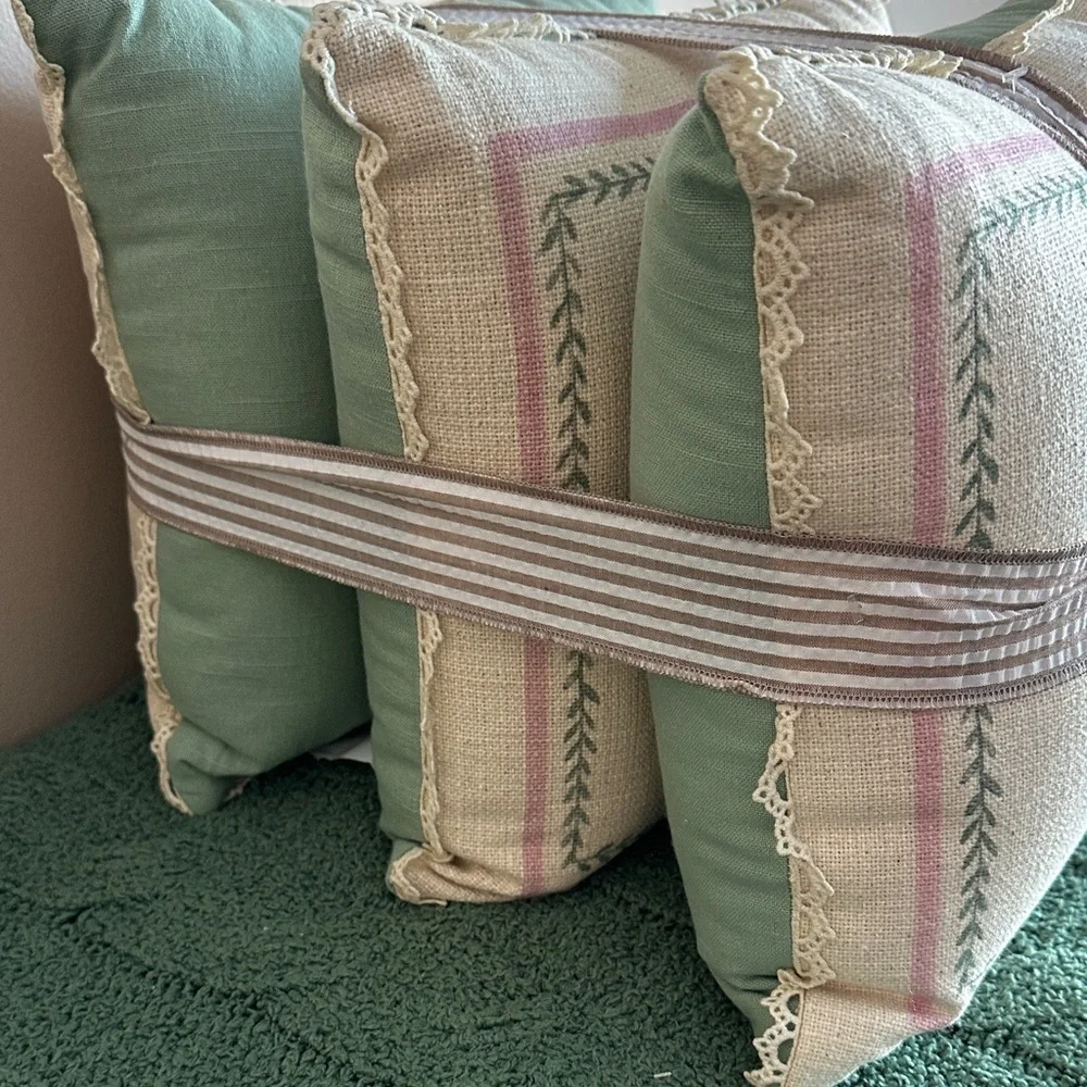 Lilian August French Farmhouse Easter 🐣 Bunny Duck Chick 🐥 Pillows Set of 3 NEW!